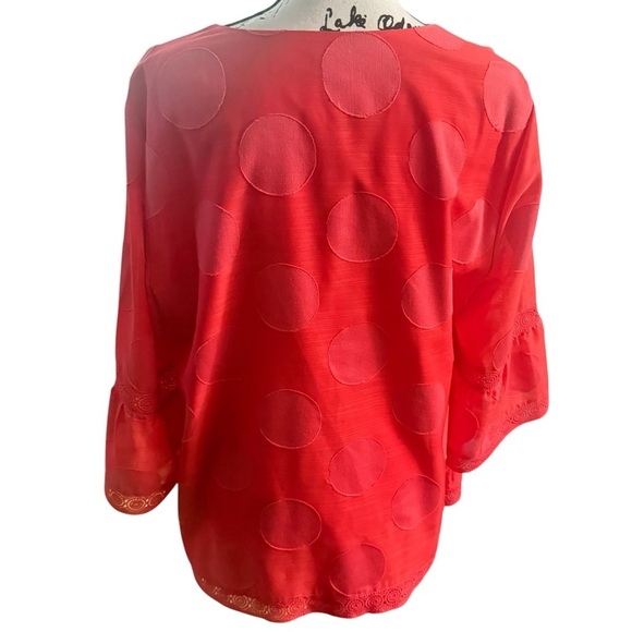 Chico’s Coral Bell Sleeve Blouse Lace Trim Sz 3 16/18 - Picture 2 of 5